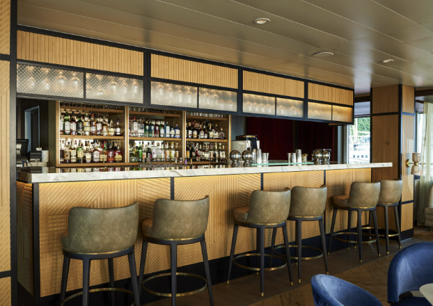 Terrace Bar